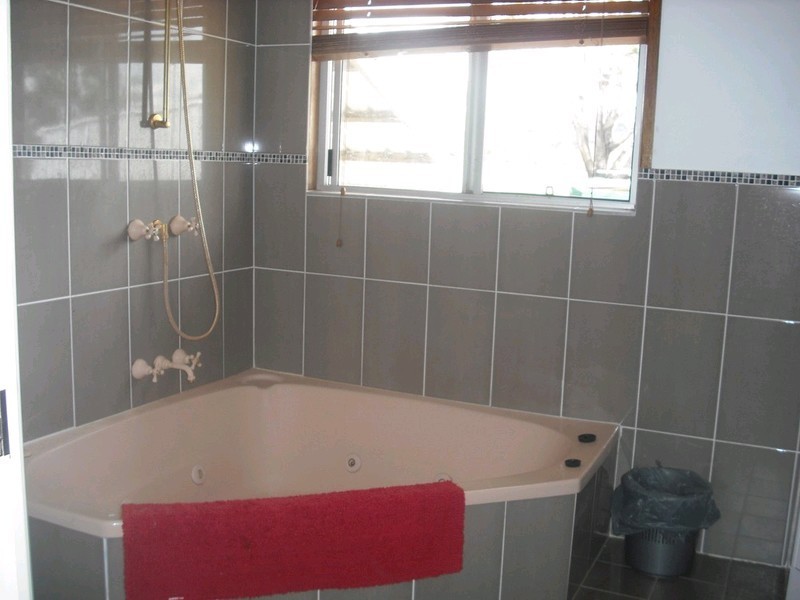 Vernor QLD 4306