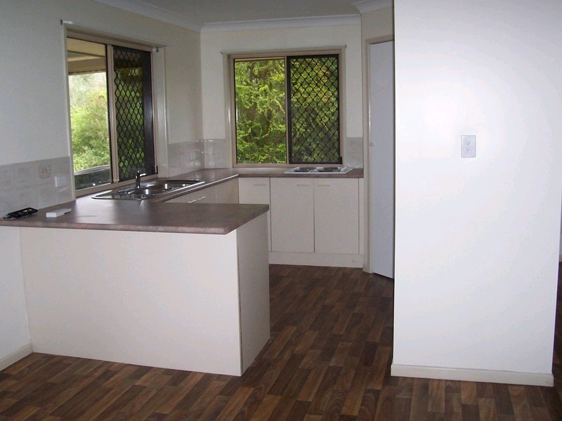 Wivenhoe Pocket QLD 4306