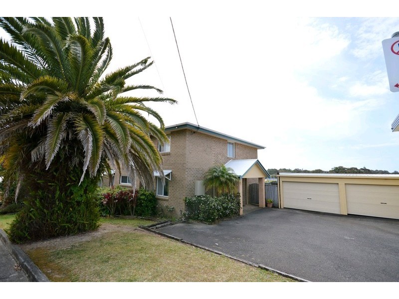 1/5 Trafalgar Lane, Woolgoolga NSW 2456