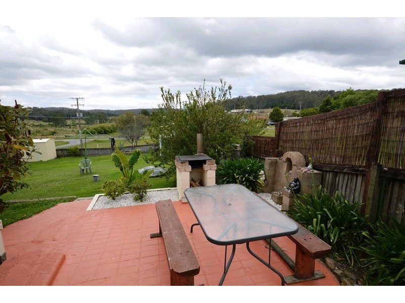 1 Lorne Street, Lowanna NSW 2450