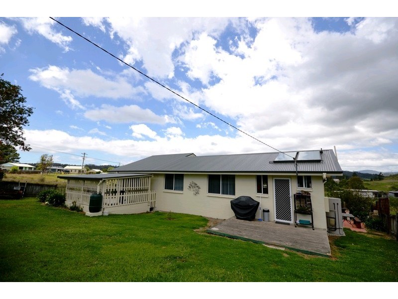 1 Lorne Street, Lowanna NSW 2450