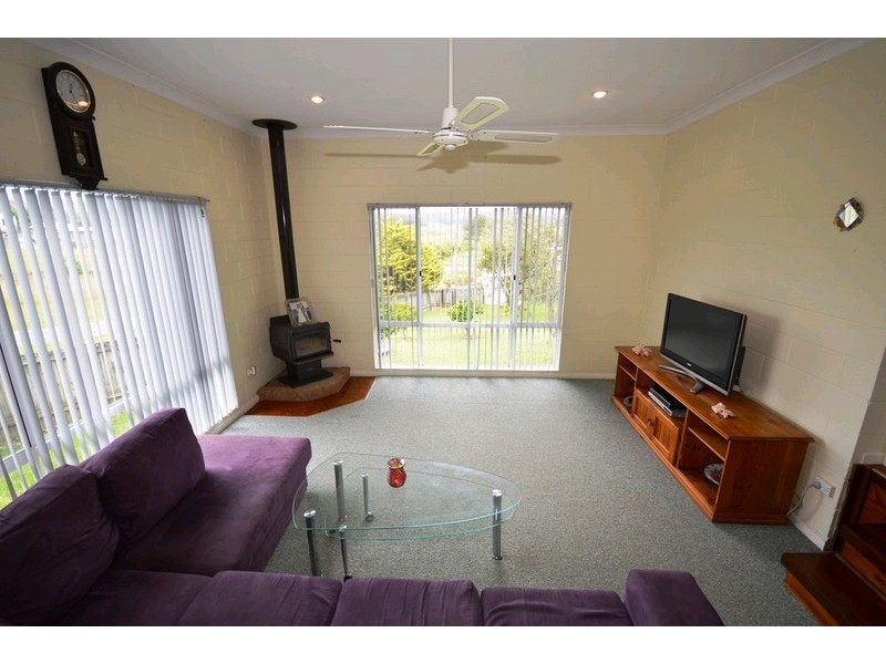 1 Lorne Street, Lowanna NSW 2450