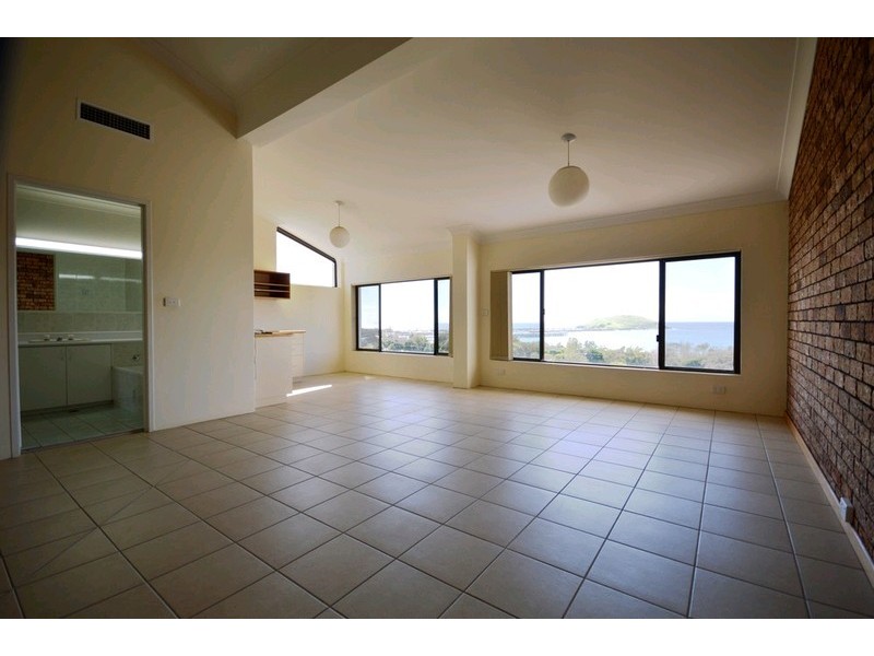 2/24 Camperdown Street, Coffs Harbour NSW 2450