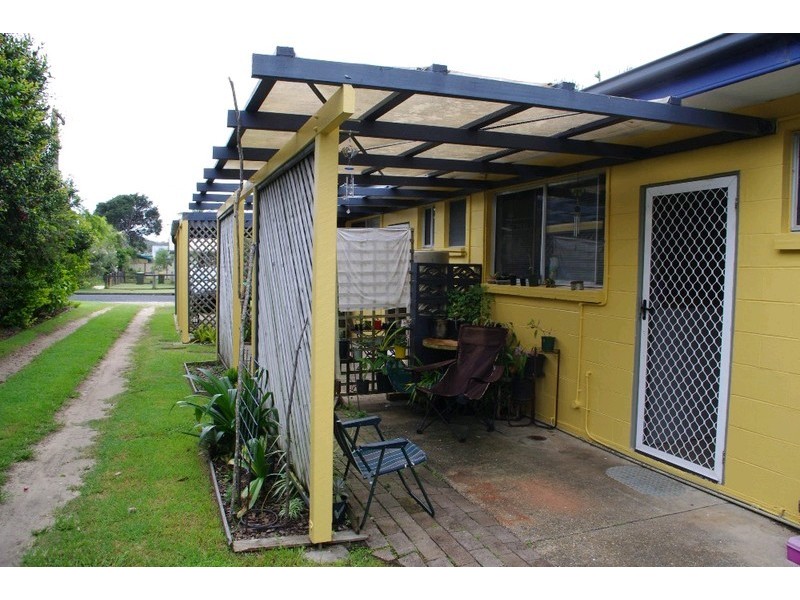 2/8 Grevillia Avenue, Mylestom NSW 2454