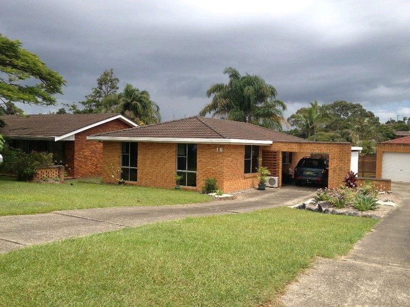 16 Taloumbi Road, Coffs Harbour NSW 2450
