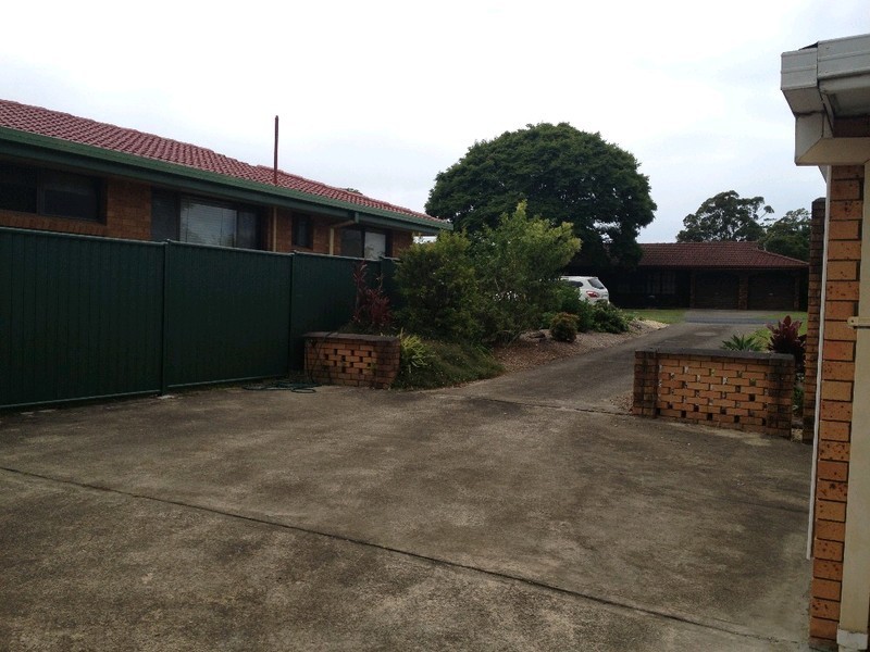 16 Taloumbi Road, Coffs Harbour NSW 2450