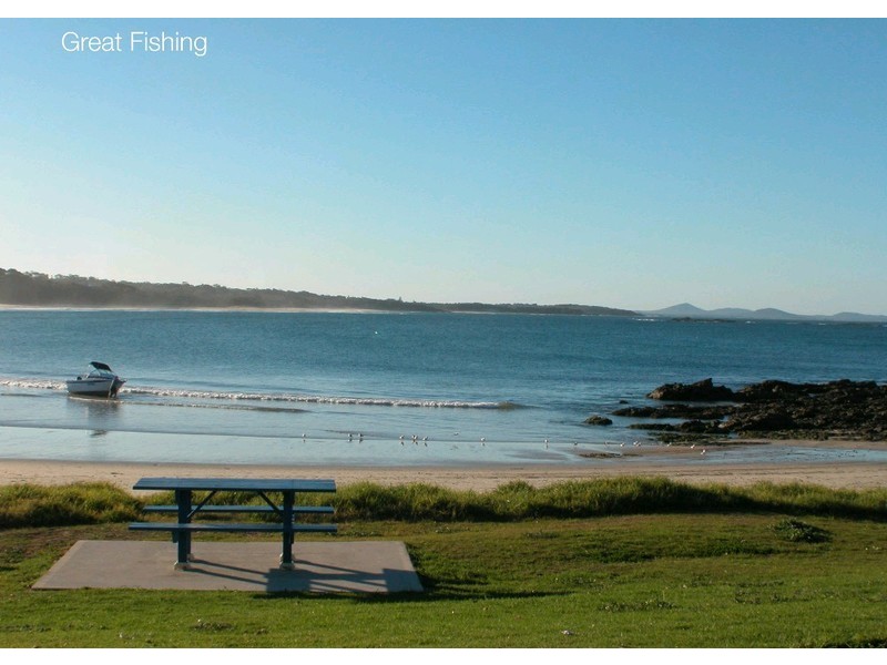 19 Schofield Drive, Safety Beach NSW 2456