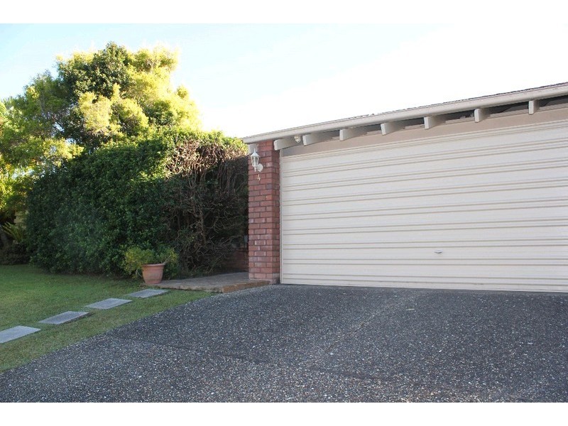 4 Greenlea Crescent, Coffs Harbour NSW 2450