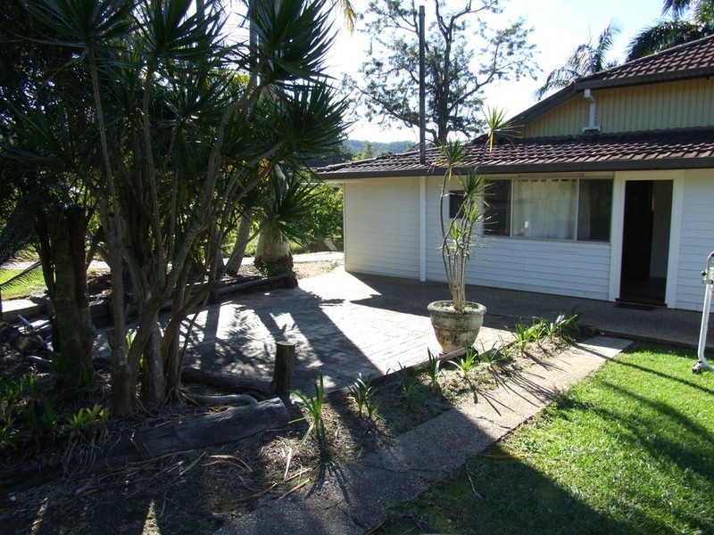 8 Wedds Road, Boambee NSW 2450