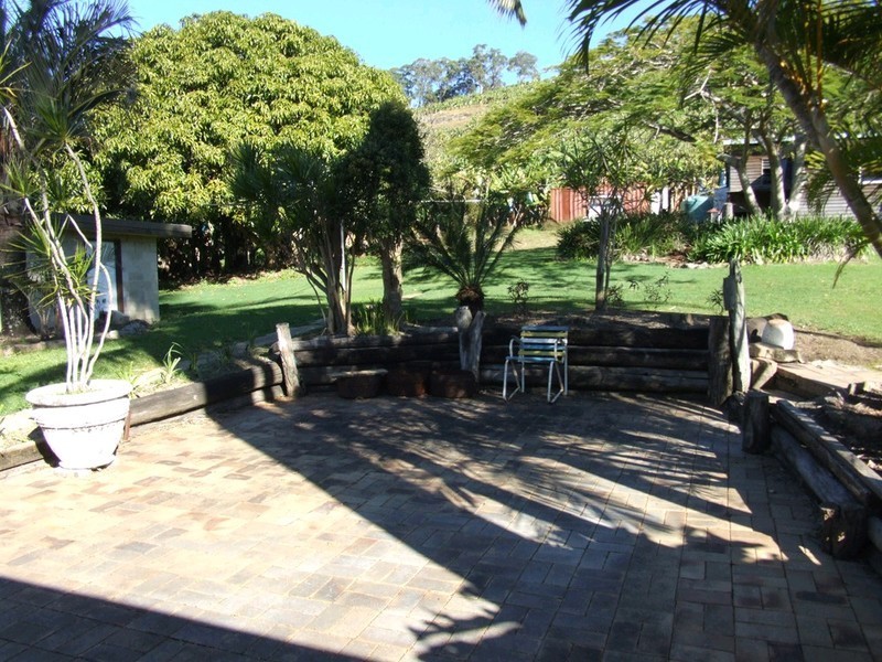 8 Wedds Road, Boambee NSW 2450