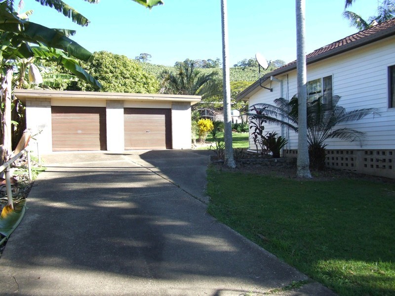 8 Wedds Road, Boambee NSW 2450