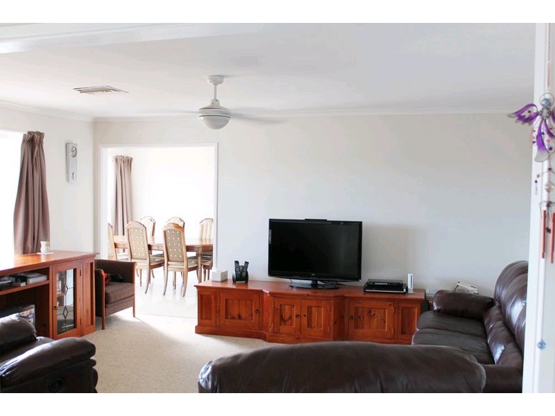 2283 Hoskinstown Road, Hoskinstown NSW 2621