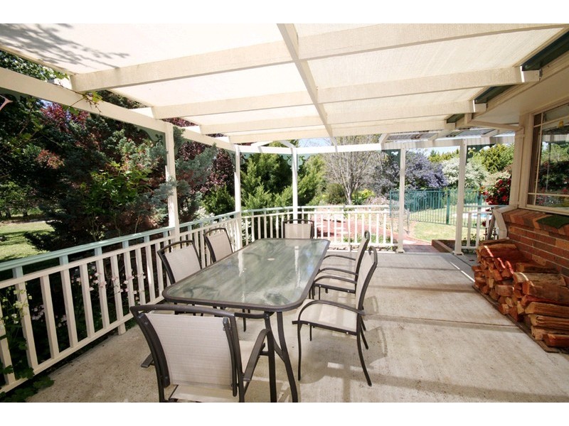 11 Elmslea Drive, Bungendore NSW 2621