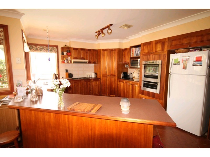11 Elmslea Drive, Bungendore NSW 2621