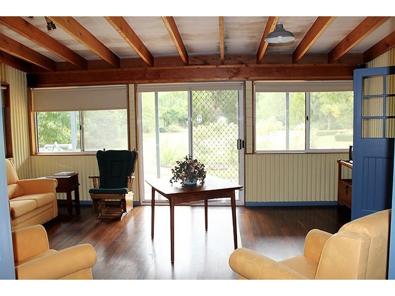 2753 Braidwood Road, Lake Bathurst NSW 2580