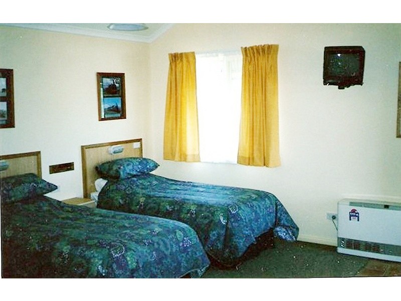 2753 Braidwood Road, Lake Bathurst NSW 2580