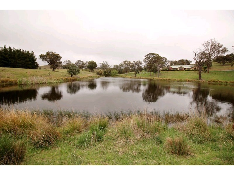 82 Valley View Lane, Wamboin NSW 2620