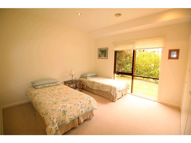 82 Valley View Lane, Wamboin NSW 2620