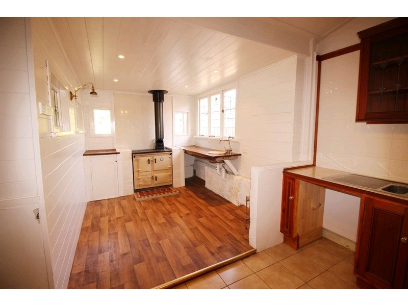 31 Shaw Street, Yass NSW 2582