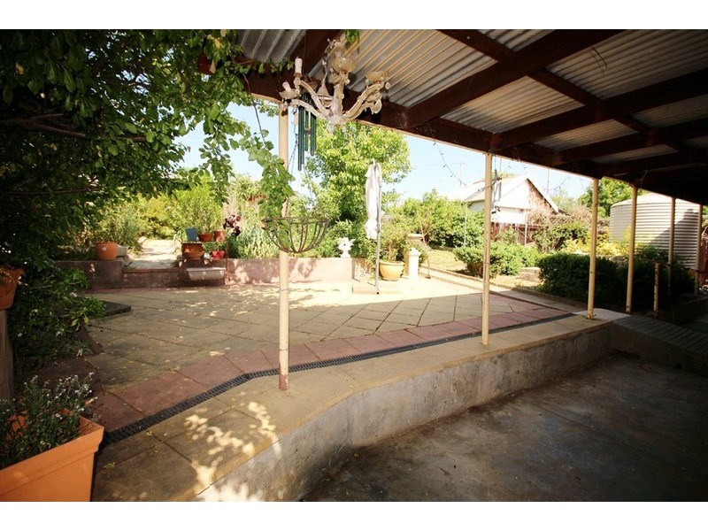 31 Shaw Street, Yass NSW 2582