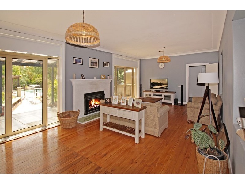 65 Molonglo Street, Bungendore NSW 2621