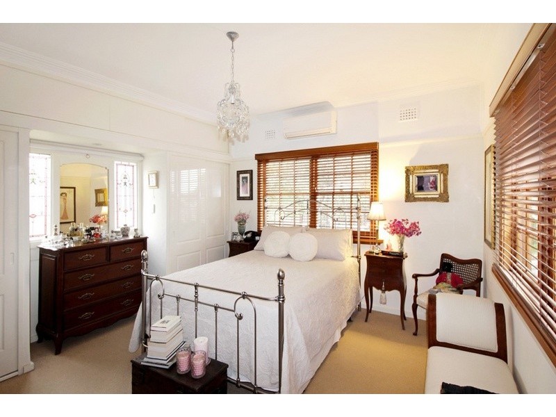 1 Hayes Street, Queanbeyan NSW 2620