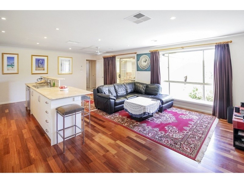 8 Shanahan Street, Bungendore NSW 2621