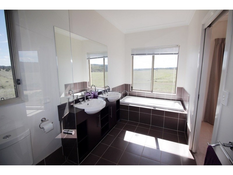 119 Creekborough Road, Bywong NSW 2621
