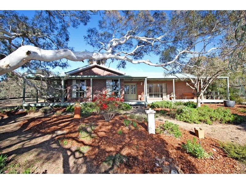 25 Snowgum Lane, Bywong NSW 2621