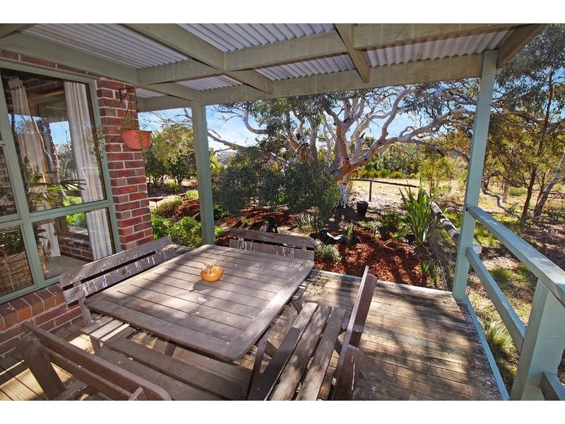 25 Snowgum Lane, Bywong NSW 2621