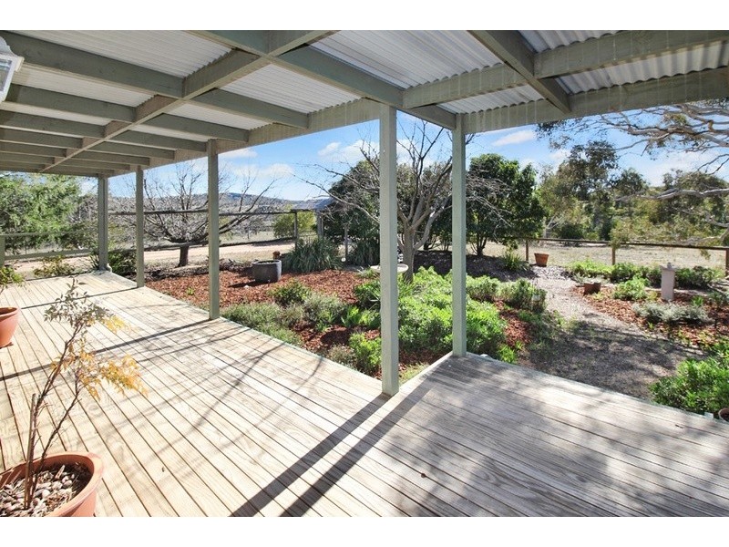 25 Snowgum Lane, Bywong NSW 2621