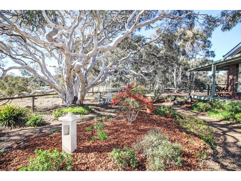25 Snowgum Lane, Bywong NSW 2621