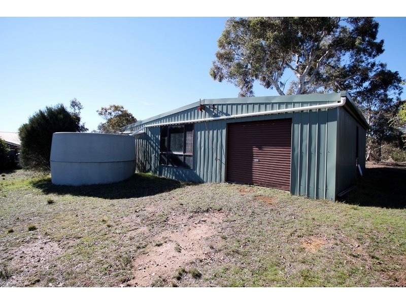 25 Snowgum Lane, Bywong NSW 2621