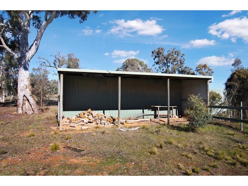 25 Snowgum Lane, Bywong NSW 2621