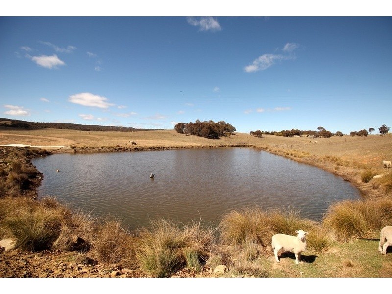 192 Doust Road, Lake George NSW 2581