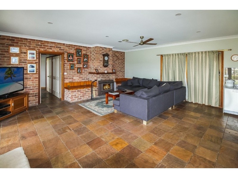 74 Clare Lane, Bungendore NSW 2621