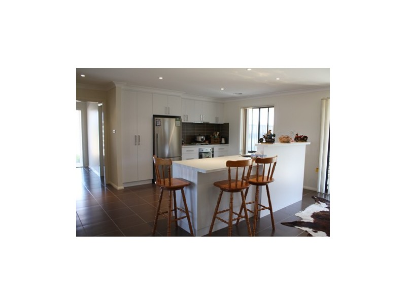 1 Donoghoe Place, Bungendore NSW 2621