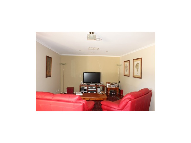 1 Larmer Street, Bungendore NSW 2621