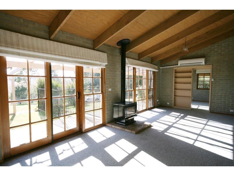 104 Brooks Road, Bywong NSW 2621