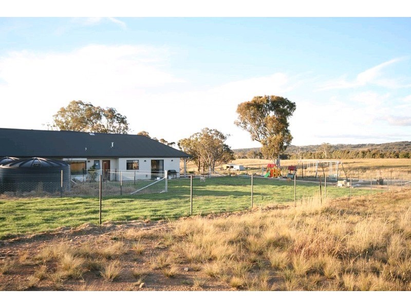 71 Wyoming Road, Bywong NSW 2621