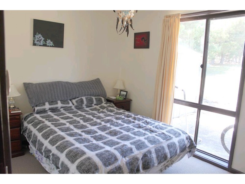 92A Weeroona Drive, Wamboin NSW 2620