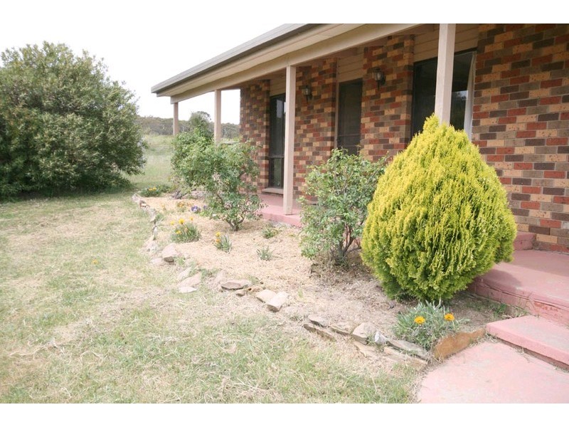 92A Weeroona Drive, Wamboin NSW 2620