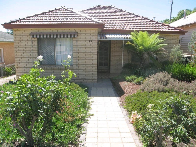 76 Stornaway Road, Queanbeyan NSW 2620