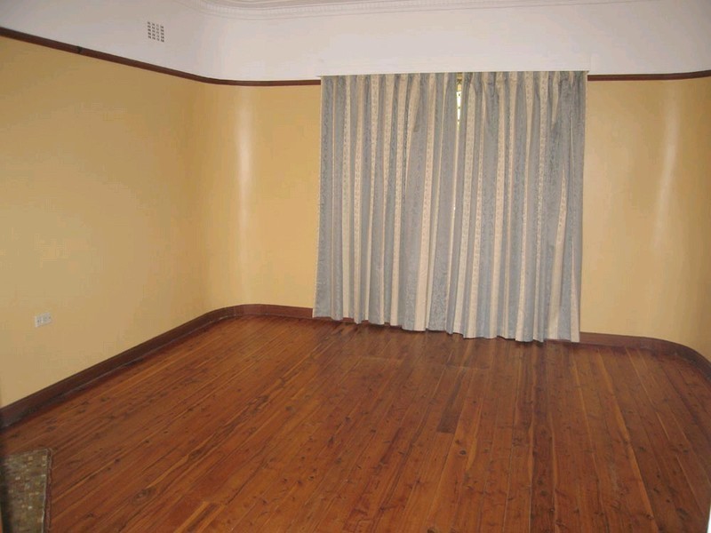 76 Stornaway Road, Queanbeyan NSW 2620