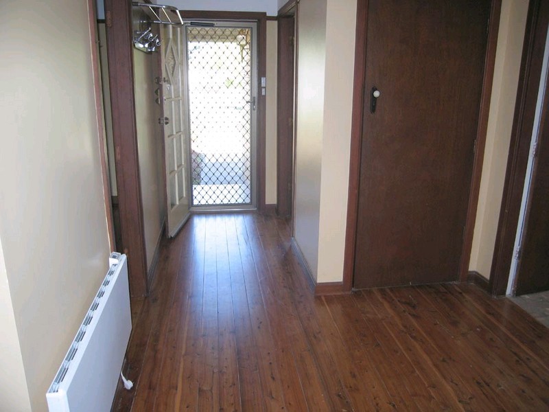 76 Stornaway Road, Queanbeyan NSW 2620