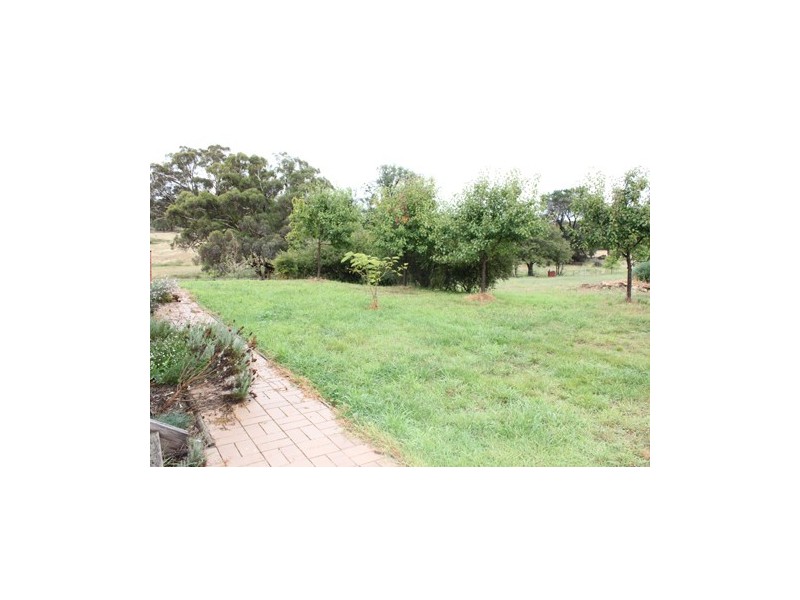 39 Brooks Creek Lane, Gundaroo NSW 2620