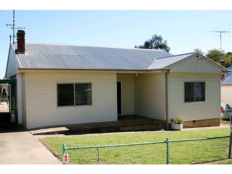23 Demestre Street, Yass NSW 2582