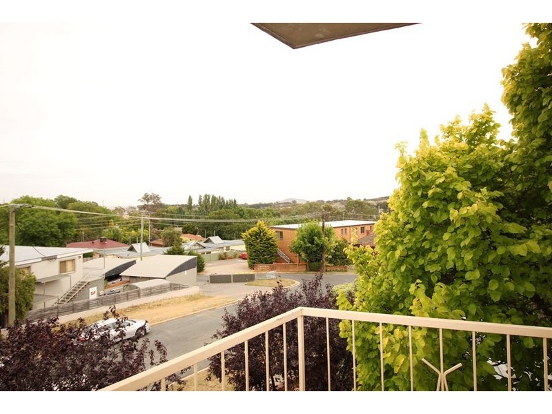 2/5 Davison Street, Crestwood NSW 2620