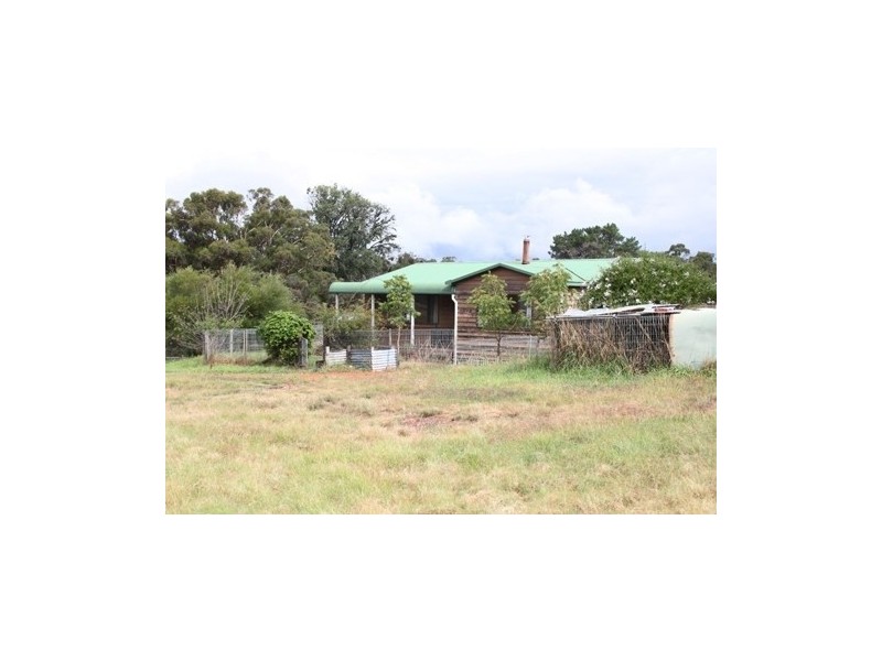 39 Brooks Creek Lane, Gundaroo NSW 2620