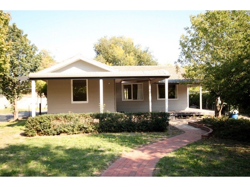 11 Ellendon Street, Bungendore NSW 2621